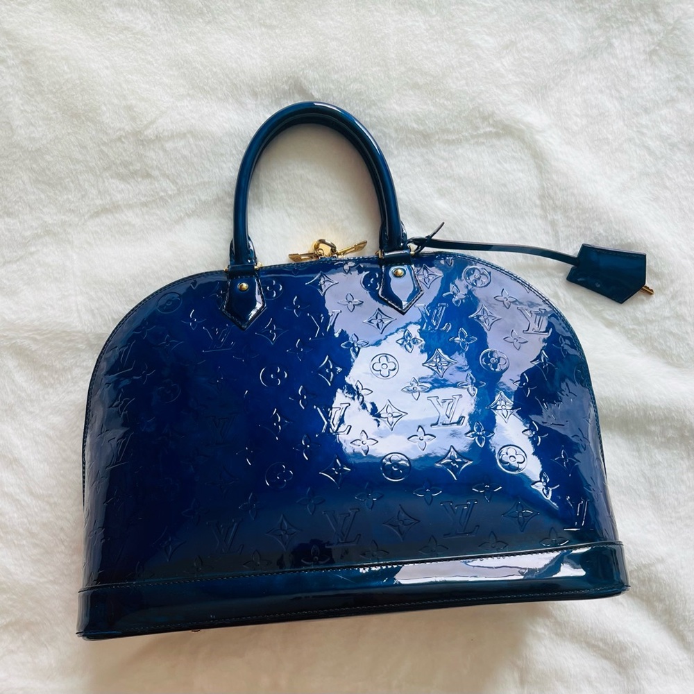 Louis Vuitton Blue Patent Leather Vernis Alma GM